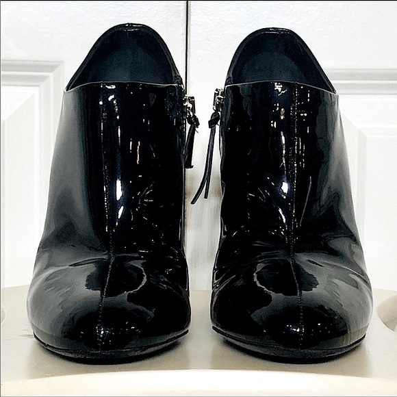 MIU MIU Black Zip-Up Patent Leather Booties - Picture 3 of 9